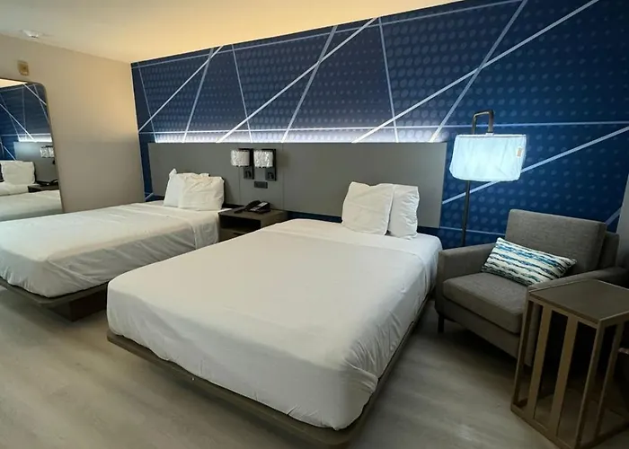 Comfort & - Chicago Southland Hotel